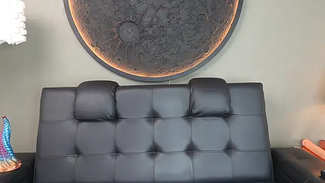 miss vaiolette online show from January 12, 11:06 am