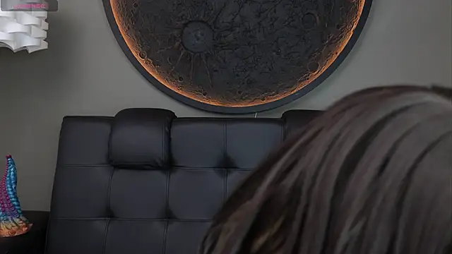 miss vaiolette online show from December 19, 11:12 am