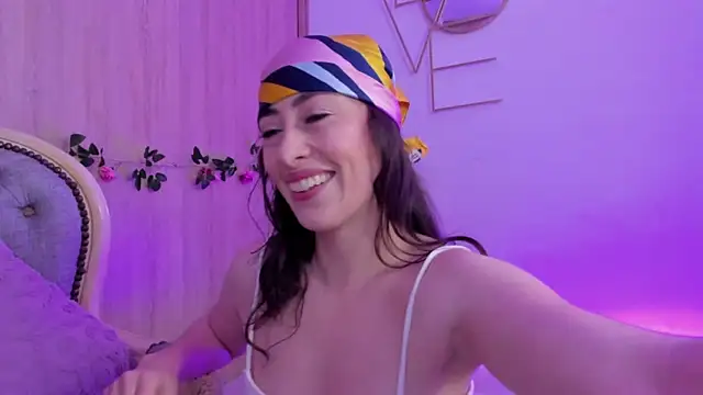 Amatiista online show from March 26, 4:49 pm