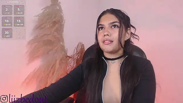 liz bedoutxx online show from October 19, 4:10 pm