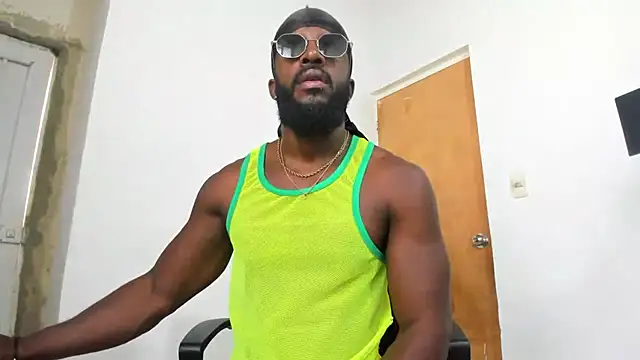 Snapshot of DaleHamilton chatting on January 28, 3:04 pm DaleHamilton online show from January 28, 3:04 pm