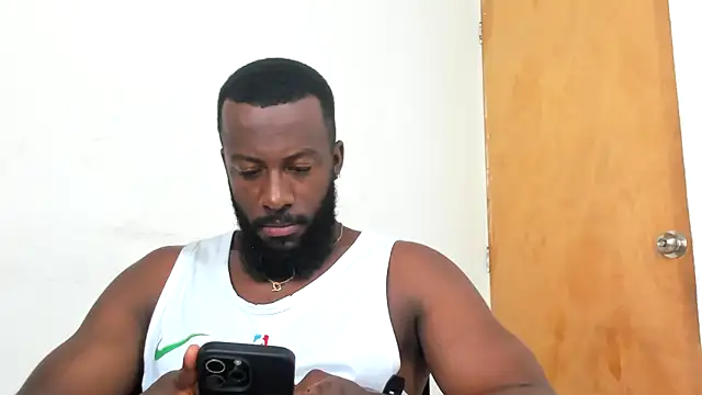 Snapshot of DaleHamilton chatting on February 26, 5:00 pm DaleHamilton online show from February 26, 5:00 pm