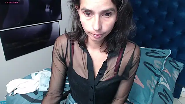 Eva-Williams online show from February 26, 9:20 pm
