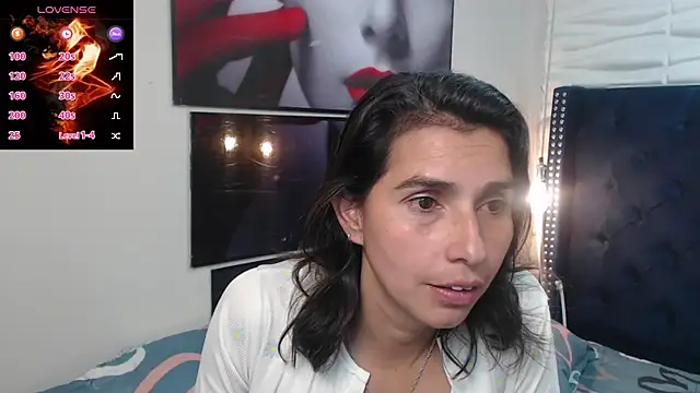 Eva-Williams online show from February 4, 9:20 pm
