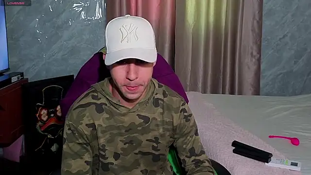 Snapshot of Daiki_Jack chatting on February 4, 4:35 pm Daiki Jack online show from February 4, 4:35 pm