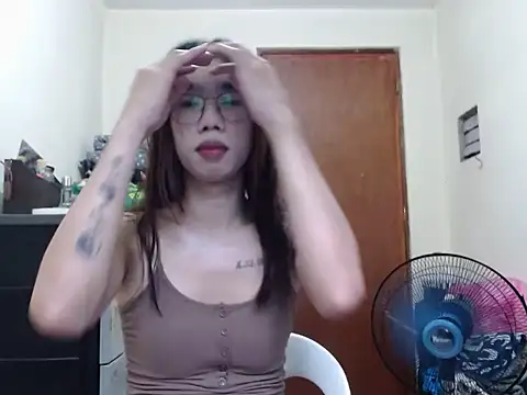Snapshot of AsianFuckBuddies chatting on October 23, 3:05 am AsianFuckBuddies online show from October 23, 3:05 am