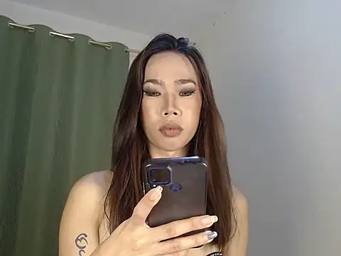 Snapshot of AsianFuckBuddies chatting on September 17, 9:06 pm AsianFuckBuddies online show from September 17, 9:06 pm