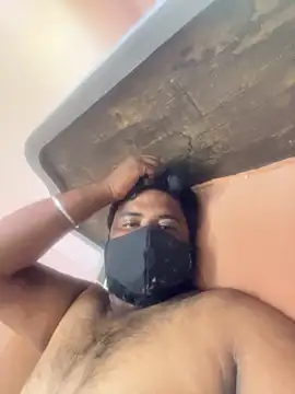 Snapshot of pavanappi098 chatting on March 13, 3:44 am pavanappi098 online show from March 13, 3:44 am