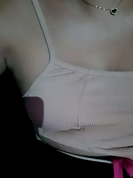 Snapshot of wetpussy1984xxx chatting on January 18, 11:21 am wetpussy1984xxx online show from January 18, 11:21 am