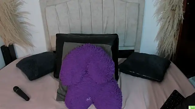 Bianka olivetto021 online show from January 8, 3:23 am