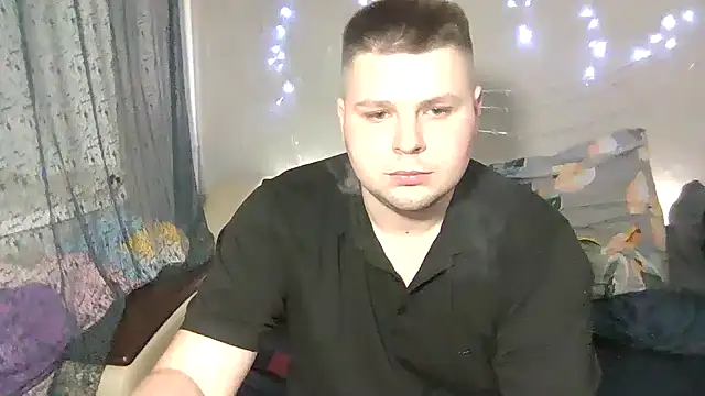 Snapshot of Volshebnik130_ chatting on January 24, 10:30 pm Volshebnik130  online show from January 24, 10:30 pm