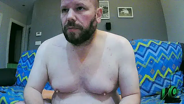 Snapshot of txan9876 chatting on October 29, 9:58 pm txan9876 online show from October 29, 9:58 pm