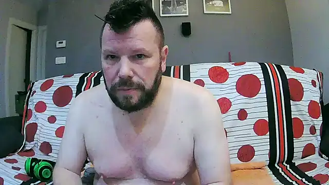 Snapshot of txan9876 chatting on November 5, 11:08 pm txan9876 online show from November 5, 11:08 pm