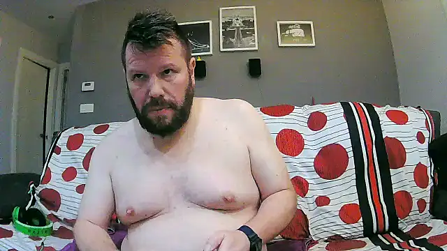 Snapshot of txan9876 chatting on November 15, 1:53 am txan9876 online show from November 15, 1:53 am