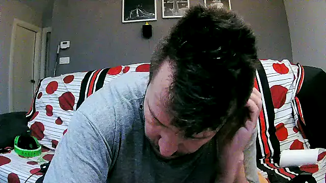 Snapshot of txan9876 chatting on November 26, 1:05 am txan9876 online show from November 26, 1:05 am