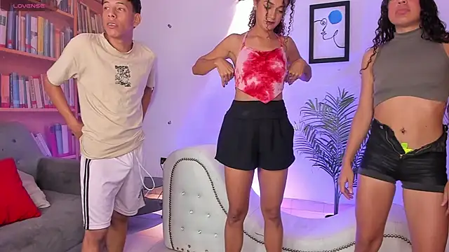 sex-on-fire online show from March 16, 5:58 am