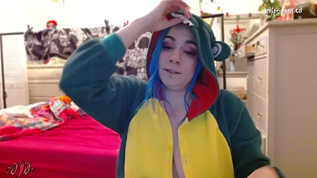 o0pepper0o online show from May 15, 9:24 pm