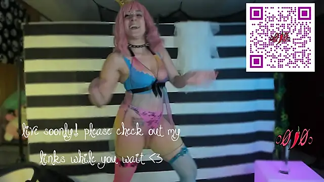 o0pepper0o online show from April 21, 9:10 pm