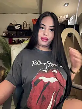 BigDominaMia online show from March 13, 4:17 am