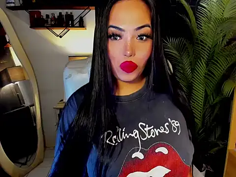 BigDominaMia online show from March 28, 8:26 am