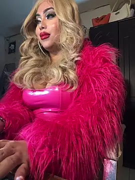 BigDominaMia online show from February 14, 6:24 am