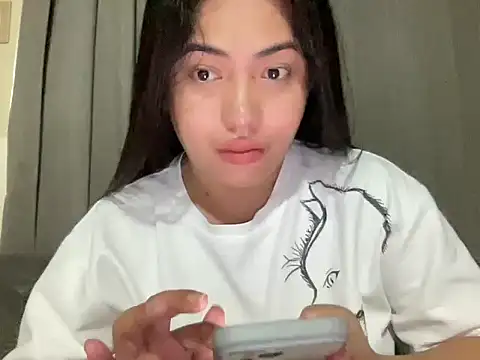 BigDominaMia online show from May 21, 9:01 pm