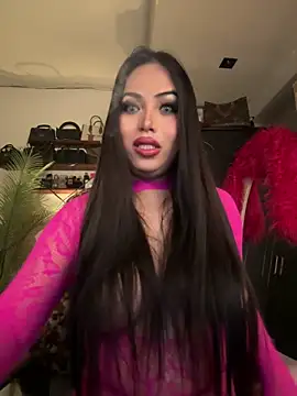 BigDominaMia online show from May 22, 3:32 pm