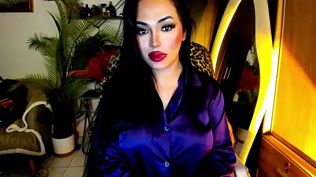 BigDominaMia online show from June 11, 9:34 pm