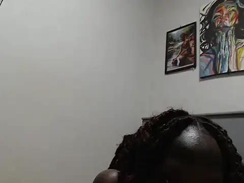 Snapshot of CandyLovesU2 chatting on December 2, 8:43 pm CandyLovesU2 online show from December 2, 8:43 pm