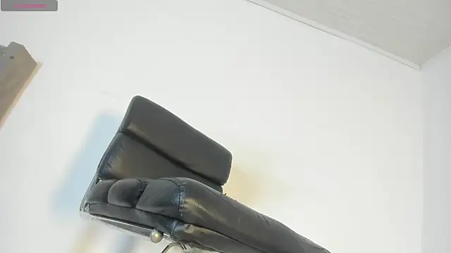 Daniela Coks online show from July 17, 5:04 am