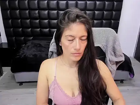 AnnyMilet  online show from March 16, 11:29 pm