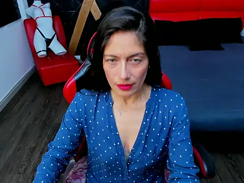 AnnyMilet  online show from July 2, 1:28 pm