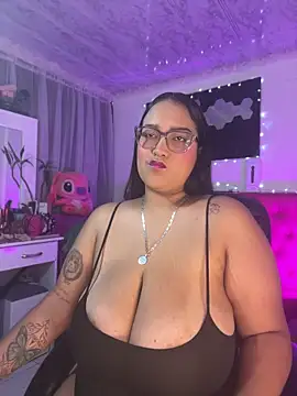 Snapshot of Teffy__xxx chatting on May 4, 10:34 pm Teffy xxx online show from May 4, 10:34 pm