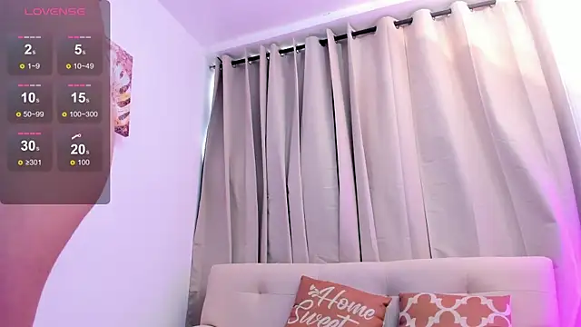 SALOME F0X  online show from February 9, 8:18 pm