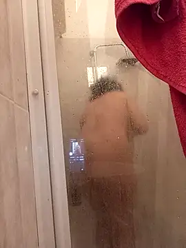 callmelouve online show from October 25, 8:13 am