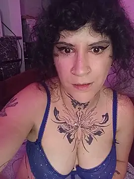 callmelouve online show from May 22, 6:39 pm