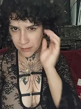 callmelouve online show from May 23, 3:11 pm