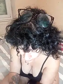 callmelouve online show from November 5, 1:36 pm