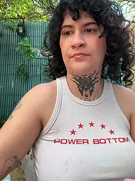 callmelouve online show from April 15, 4:55 pm