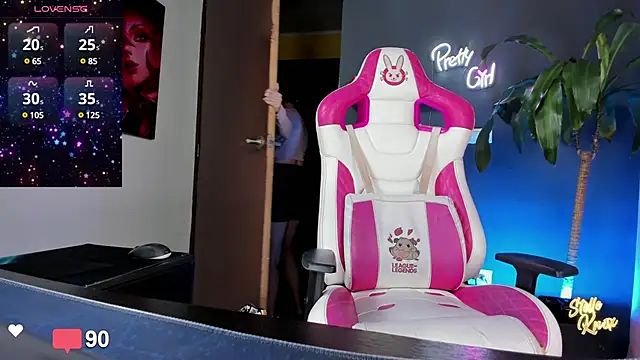 Snapshot of stelleknox_ chatting on March 14, 11:00 pm stelleknox online show from March 14, 11:00 pm