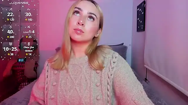 Snapshot of sophi_mooreno chatting on February 10, 3:35 am sophi mooreno online show from February 10, 3:35 am