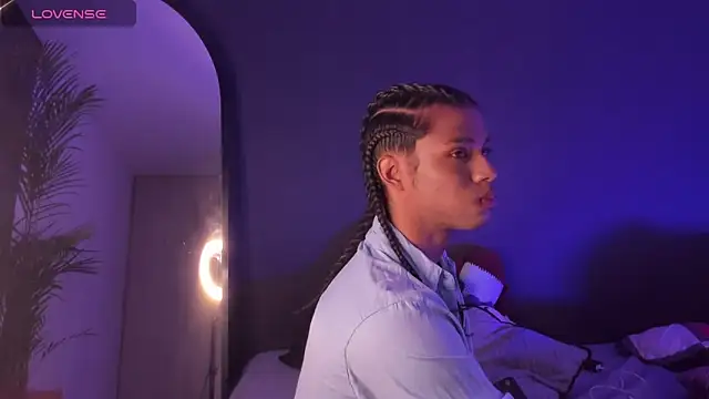 Snapshot of Lucas_eevans chatting on October 13, 9:55 am Lucas eevans online show from October 13, 9:55 am