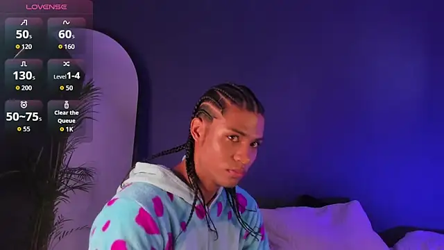 Snapshot of Lucas_eevans chatting on September 25, 12:22 pm Lucas eevans online show from September 25, 12:22 pm