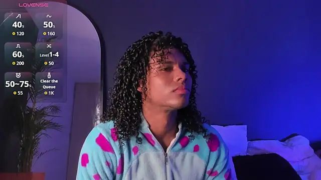 Snapshot of Lucas_eevans chatting on October 29, 12:04 pm Lucas eevans online show from October 29, 12:04 pm