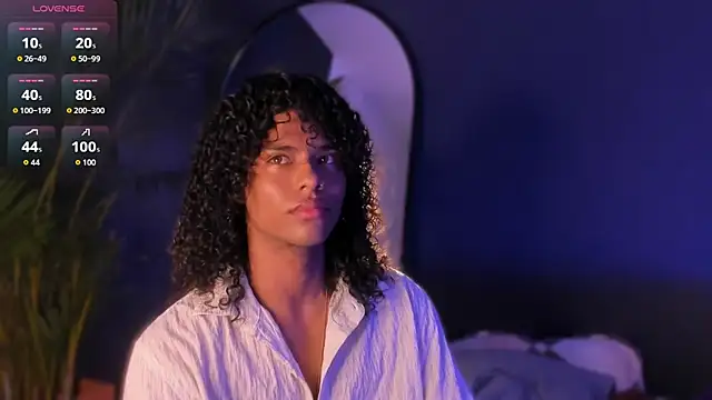 Snapshot of Lucas_eevans chatting on November 19, 1:22 pm Lucas eevans online show from November 19, 1:22 pm