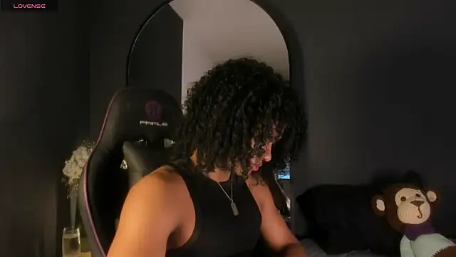 Lucas eevans online show from April 20, 1:56 pm