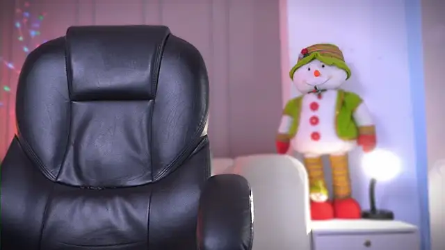 Snapshot of Frank_Farrell chatting on December 3, 6:29 pm Frank Farrell online show from December 3, 6:29 pm