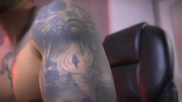 Snapshot of Frank_Farrell chatting on December 2, 10:33 pm Frank Farrell online show from December 2, 10:33 pm