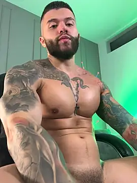 Snapshot of Frank_Farrell chatting on November 14, 10:57 pm Frank Farrell online show from November 14, 10:57 pm