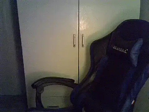 StrawberryWine07 online show from March 7, 10:46 am